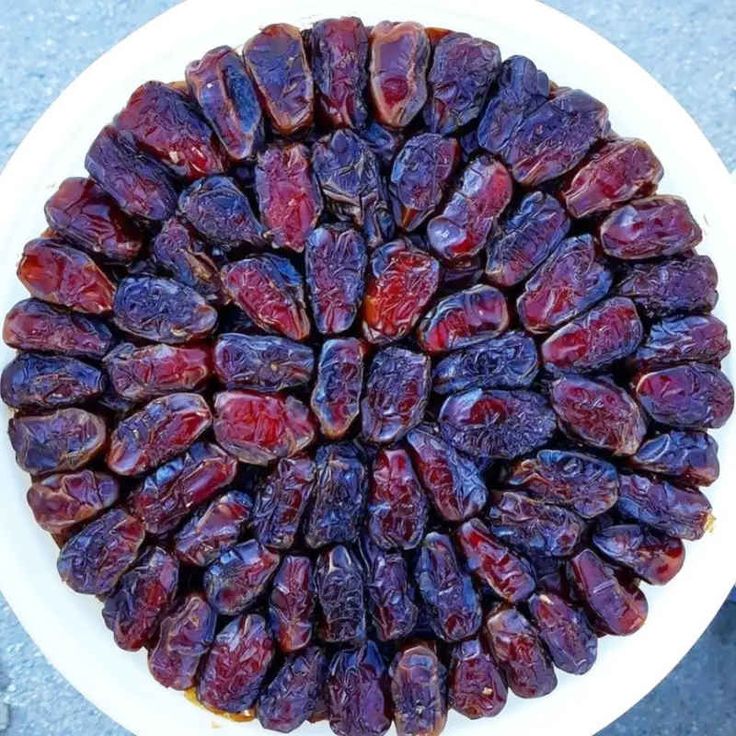 Buy Dates in Bulk; A Smart Choice for Wholesalers and Retailers Worldwide